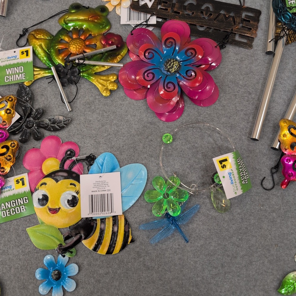 Lof of 13 True Living Outdoors Hanging Decor Bee Butterfly Frog Wind Chime + - Picture 7 of 7